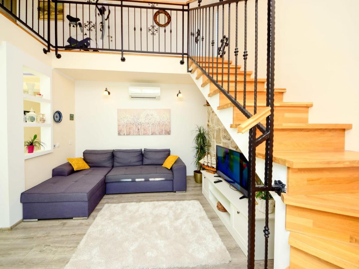 Holiday Home Lara By Interhome Omiš Εξωτερικό φωτογραφία